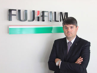 Business dispositivi ottici, Fujifilm acquisisce la Divisione Optical
