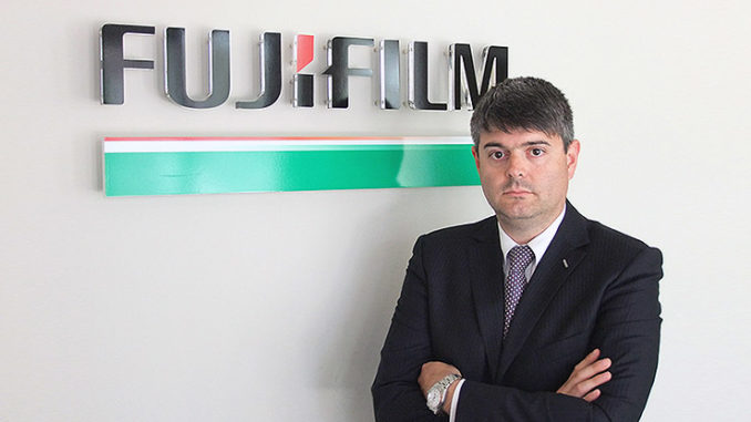 Business dispositivi ottici, Fujifilm acquisisce la Divisione Optical