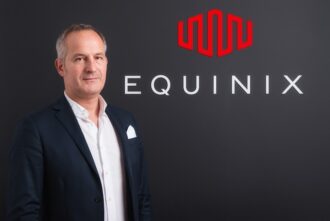 Equinix lancia un concorso per CIO superdigitalhero