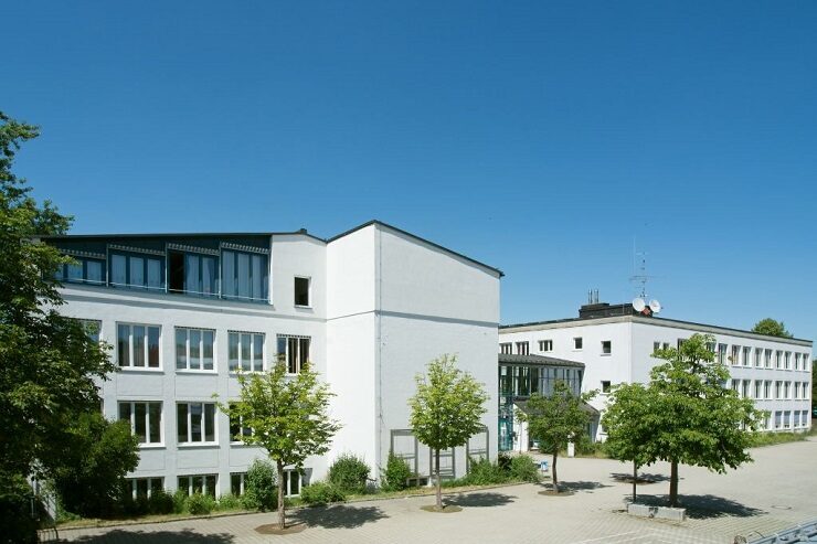 Rosenberger OSI firma il cablaggio di scuole a Dachau