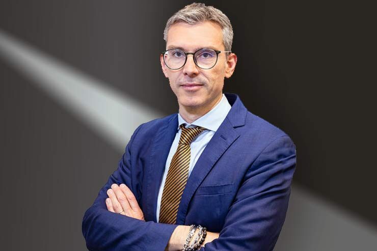sales director