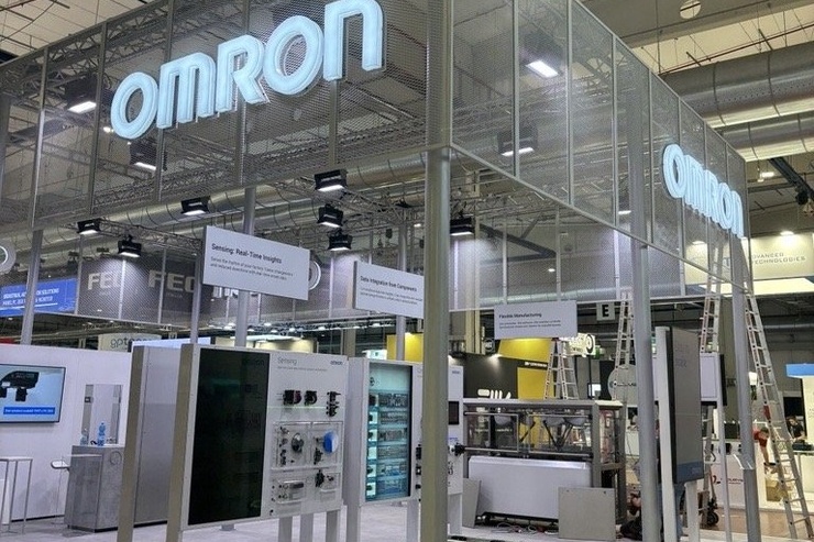 Omron accelera l’integrazione IT/OT industriale