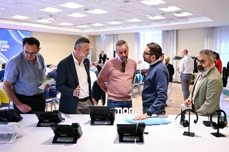 Snom spinge sul canale: 500 nuovi partner in sei mesi